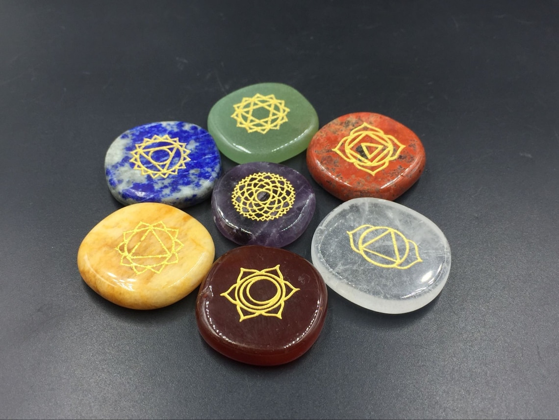 7 Chakra Set Healing Crystal Chakra Engraved Gemstone Reiki Etsy
