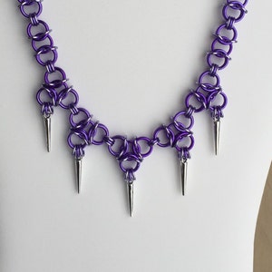 Customizable Aura Weave Chain Maille necklace with Spikes.