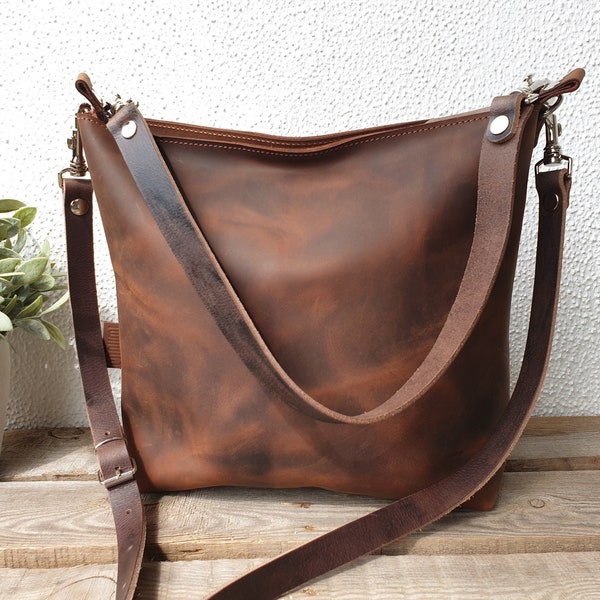 Leder Handtasche Damen braun, edles schoko braun, 32 cm breit, 27 cm hoch, ca. 0,7 kg, 2 Gurte wählbar, hochwertiges Pull up Leder!!