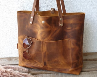 Extra grote bruine leren tas voor dames, ruime leren shopper voor bijvoorbeeld laptop tot 15" gemaakt van geweldig pull-up leer in een minimalistische look!