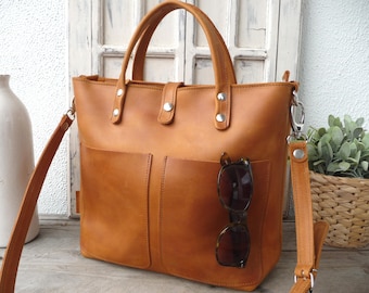 Small leather tote bag woman, leather tote with optional zipper, interior zipper pocket, crossbody, distressed leather, every day bag Lenie!