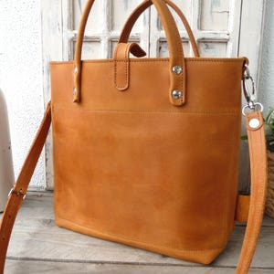 Small leather tote bag woman, leather tote with optional zipper, interior zipper pocket, crossbody, high quality, every day bag Lenie image 2