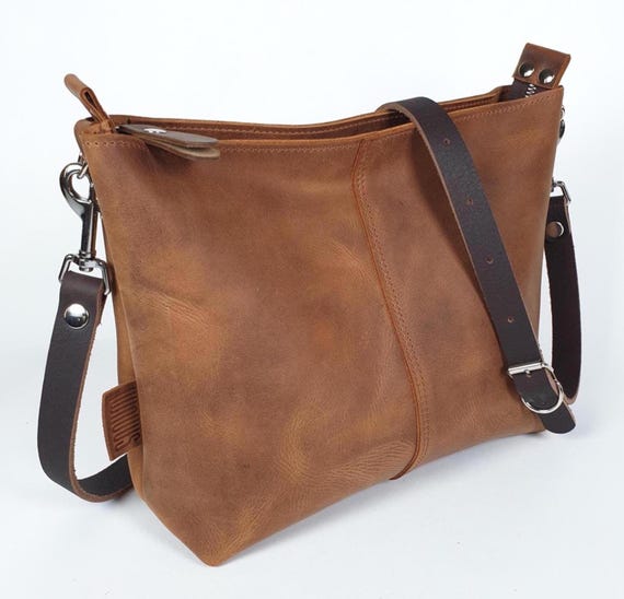 Braune Leder Handtasche zum umhängen für Damen, hochwertiges kräftiges Vollnarbenleder, zwei Gurtvarianten, mit Reißverschluss, 30 x 23 cm!