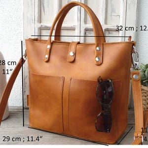 Leather handbag brown for women, brown leather crossbody bag, with optional zippers, optional crossbody strap and frontpockets, Lenie image 8