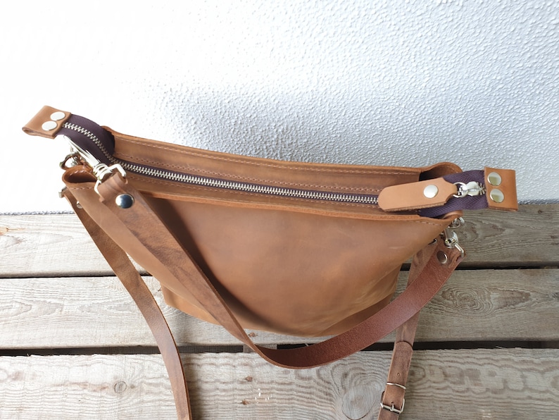 Leather purse for women, leather handbag, caramel brown, effortless style, medium size, 12 x 11, shoulder/crossbody bag, 2 strap options image 6