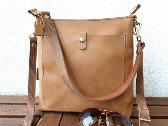 CROSSBODY LEATHER BAG Women Medium Size Camel Color Leather 