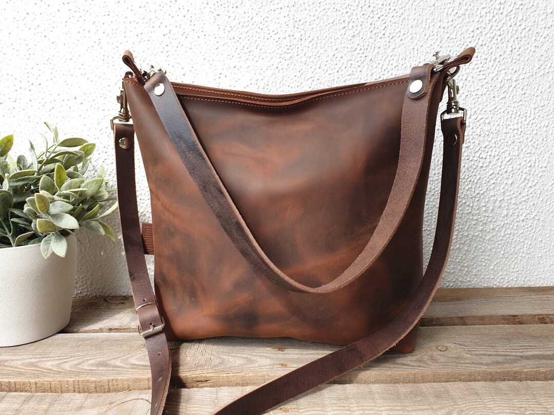 New Omb Jos Purse Chocolate Classic Leather