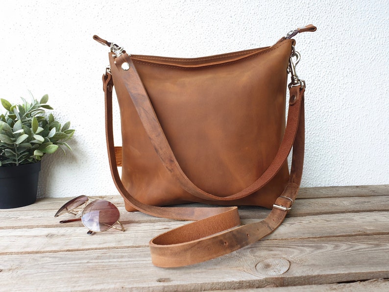 Leather purse for women, leather handbag, caramel brown, effortless style, medium size, 12 x 11, shoulder/crossbody bag, 2 strap options image 4