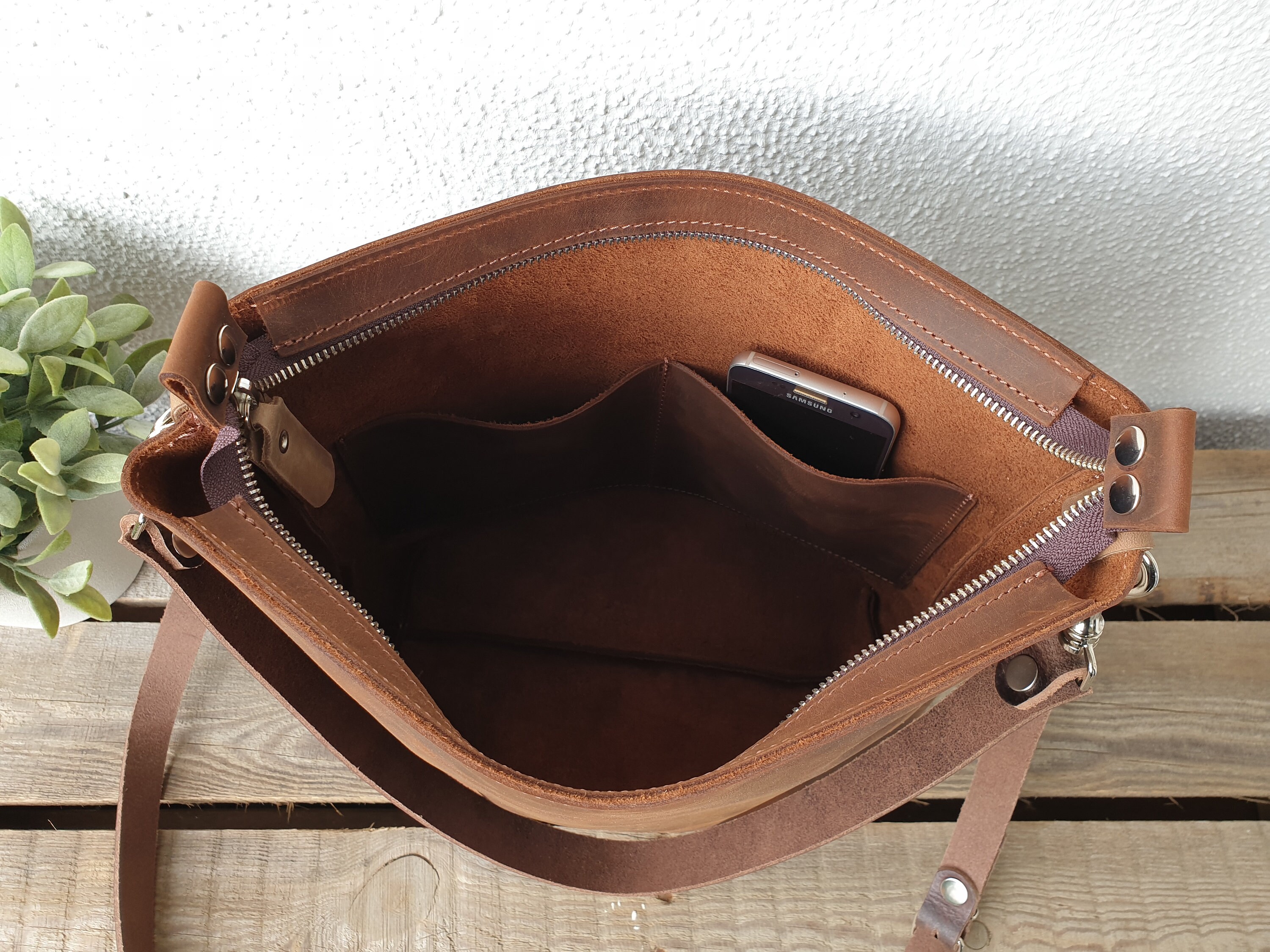 Women's Brown Crossbody Bag - Soft PU Leather, Adjustable Strap, 8.07 X 3.94 X 6.18 Inches