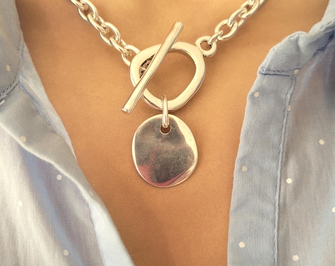 Chunky Sterling Silver Plated Choker Necklace, Uno de 50 Style Pendant