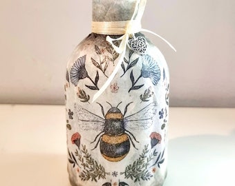 Bee Reed Diffusor: Nachfüllbare Raumduftflasche mit Charm