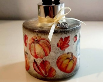 Halloween diffuser. Pumpkin decor. Halloween gift. Autumn  gift. Diffuser bottle. Reed diffuser. Fall gift. Pumpkin diffuser.