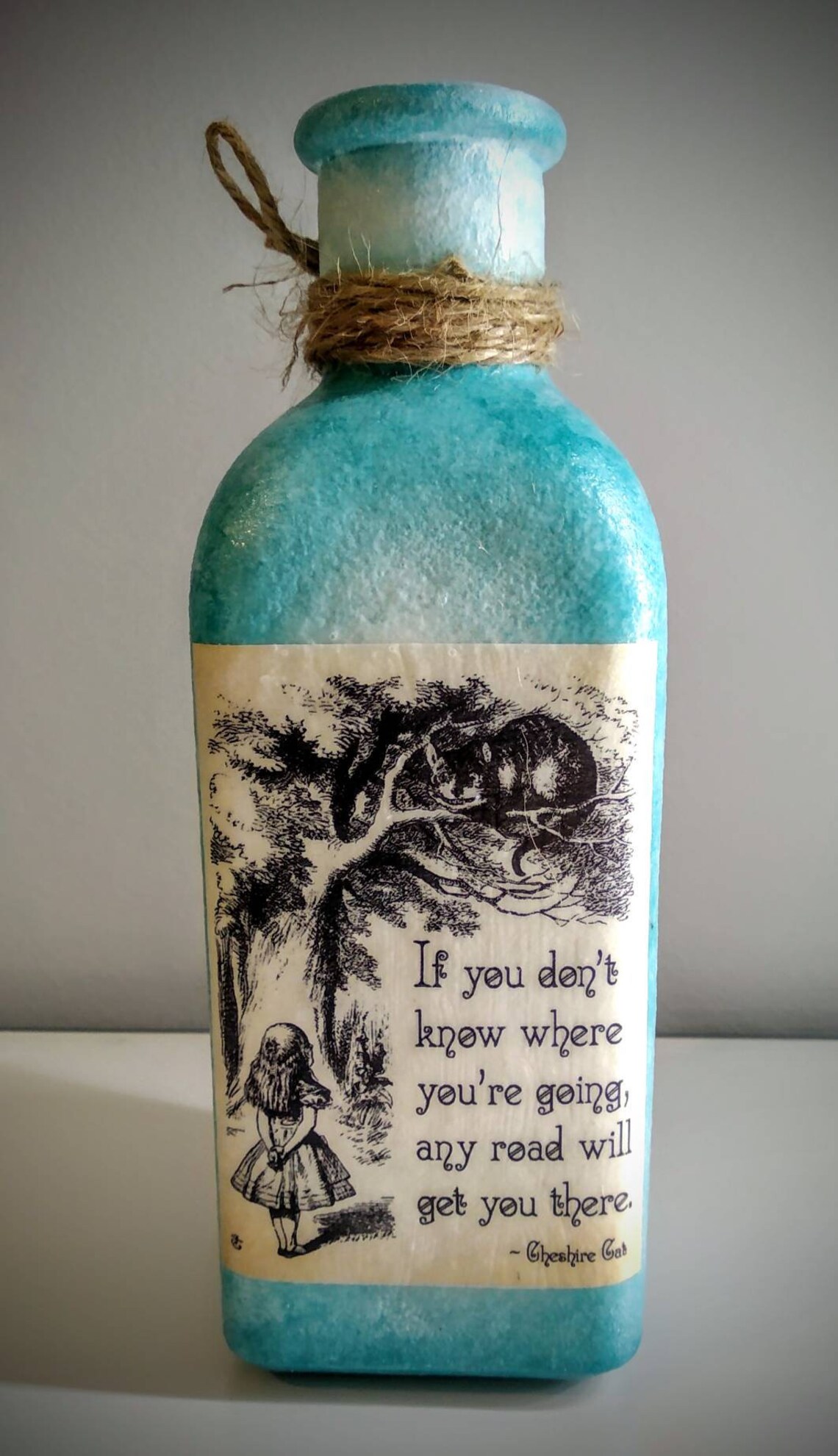 Alice in wonderland bottle. Drink me bottle. Alice in Etsy Alice in wonderland bottle. Drink me bottle. Alice in Etsy