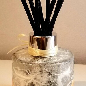 Diffuseur d'abeilles. Sauvez les abeilles. Flacon diffuseur. Diffuseur rechargeable image 4