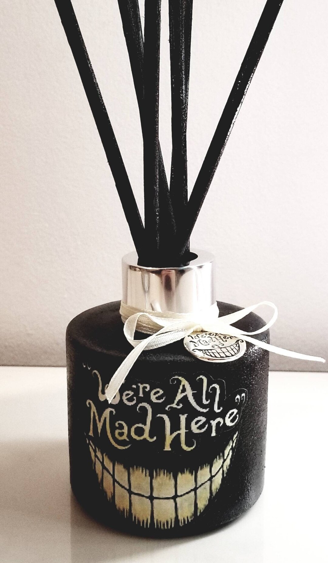 Cheshire Cat Reed Diffuser: Alice in Wonderland Decor - Etsy
