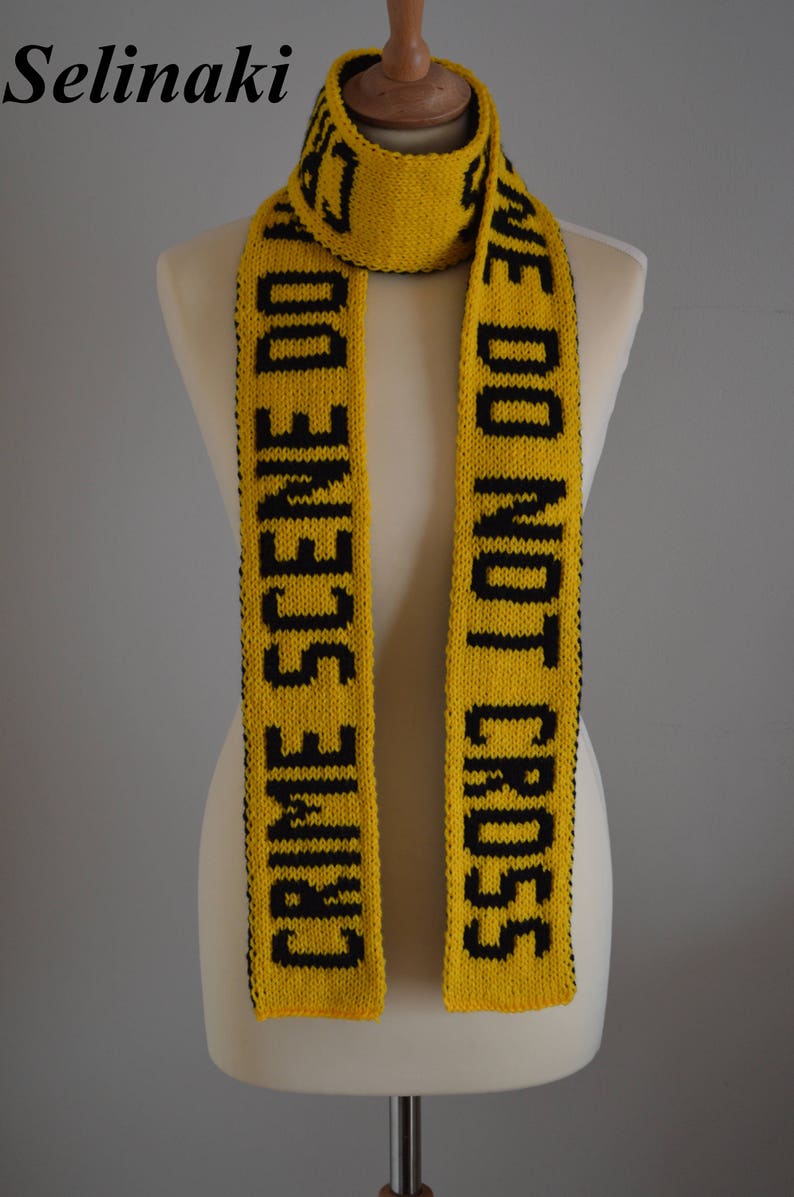 Hand Knitted Crime Scene Caution Tape zdjęcie 2