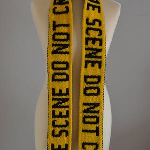 Hand Knitted Crime Scene Caution Tape zdjęcie 3