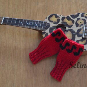 Knit Music Notes Fingerless Gloves Red Mittens Hand Wrist Warmers image 4