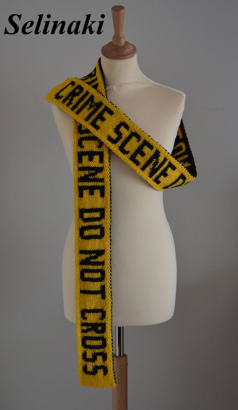 Hand Knitted Crime Scene Caution Tape zdjęcie 1
