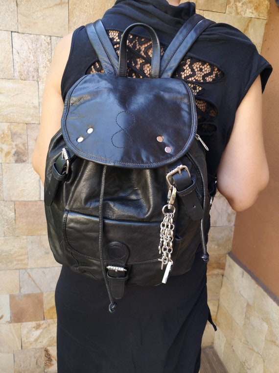 Black Leather Backpack, Vintage Travel Bag, Student Rucksack  display picture 1
