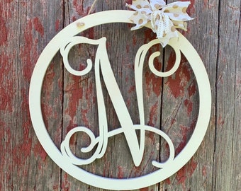 Round Monogram Wood Door Hanger - Welcome Sign - Wooden Door Hanger - Seasonal Sign - Monogram - Housewarming Gift - Wedding Gift