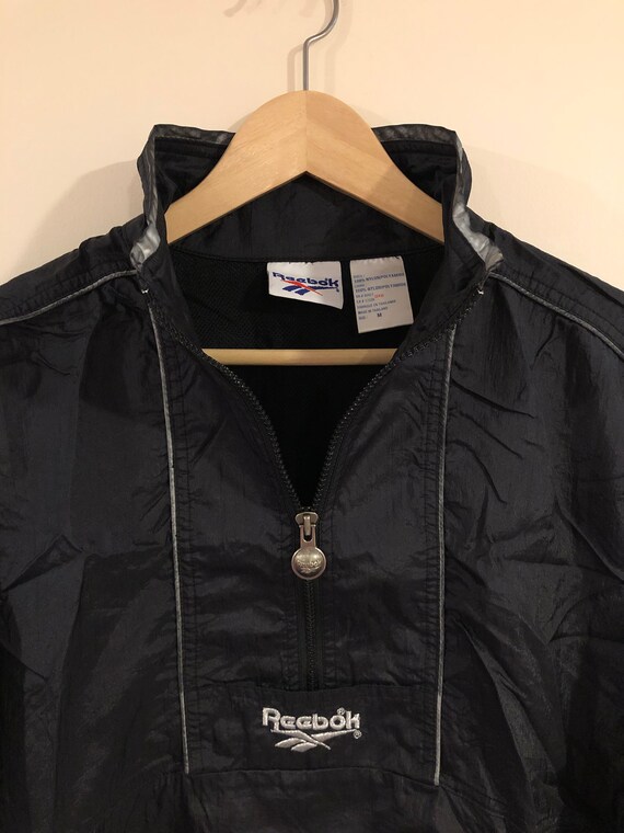 韓国発☆[REEBOK] Legend Warm Up Anorak Jacket ☆Black 韓国発☆[REEBOK] Legend Warm Up Anorak Jacket ☆Black