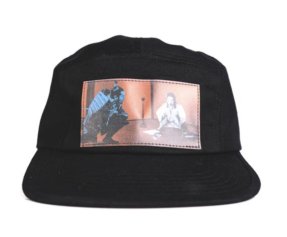 100% Authentic Undercover by Jun Takahashi Akira Kurosawa 'throne