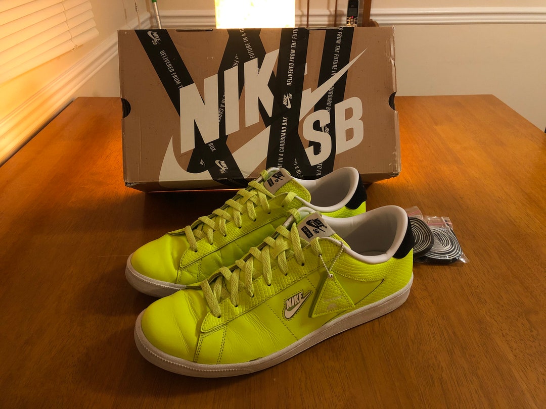 SUPREME X NIKE SB Tennis Classic Sneakers Volt Green Sz 12