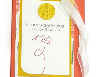 62-Spanish Graduation Gift Card Holder, Women, Girl Congratulations, Cash, Check, Money Holder, Mortar Board, You Did It, Change the World