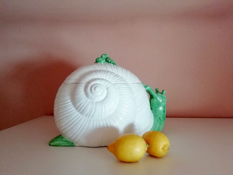 XL Ceramic Snail from Italy Fruit クリスマス特集2022 最大72％オフ！ 15quot; Bowl Contain Storage