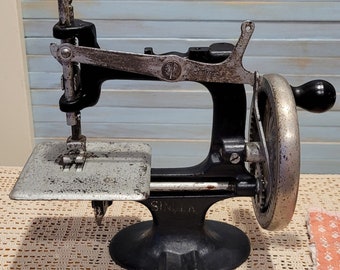 Childs Vintage Singer Sewing Machine, Black Cast Iron, Some Parts Missing, Hand Crank, Refurbish-Repurpose, Sewing Room Decor, Photo Props