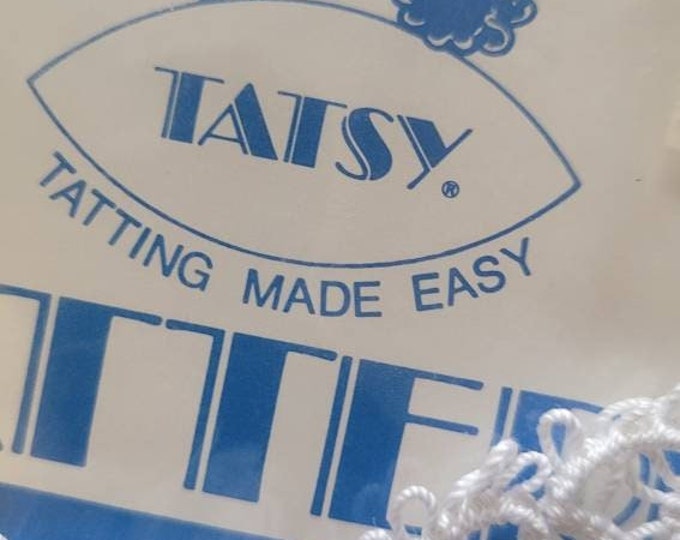 Vintage Tatsy Tatting Shuttle & Supplies/tatsy Snowflake Patterns/2 DMC