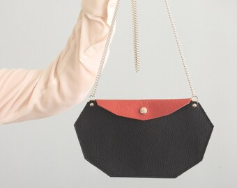 Diagonal, purse, little bag, two colours, funky bag, a night in town, a walk in the moonlight, minimal design