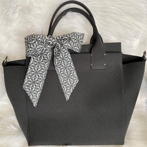 Liberty London Multi Use Lawn Cotton Skinny Scarf, Purse Accessories - Bishop&#39;s Gate B/W