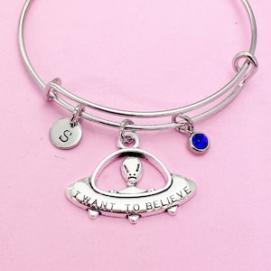 Silver UFO Spaceship Charm Bracelet, Spaceship Charm, Alien Charm, UFO Charm, UFO Alien Jewelry, Personalized Gift, Christmas Gift, N689