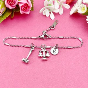 Silver Lawyer Bracelet Justice Scale Gavel Charm, Libra Charm, Lawyer Gift, Attorney Gift, Law School Graduate Graduation Gift, BN1531