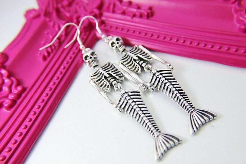 Silver Mermaid Skull Charm Earrings Halloween Gift Ideas, BN2702 image 2