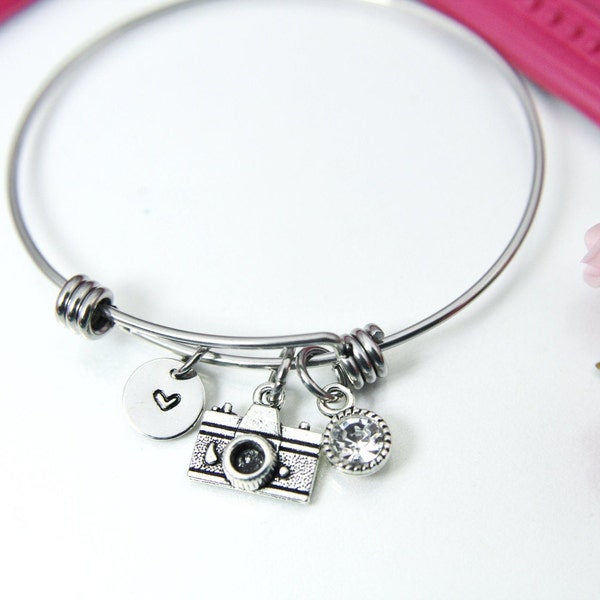 Camera Bracelet, Camera Bangle, Silver Camera Charm, Photography Gift, Photographer Charm, Photographe Gift, Personalized Initial, N2644