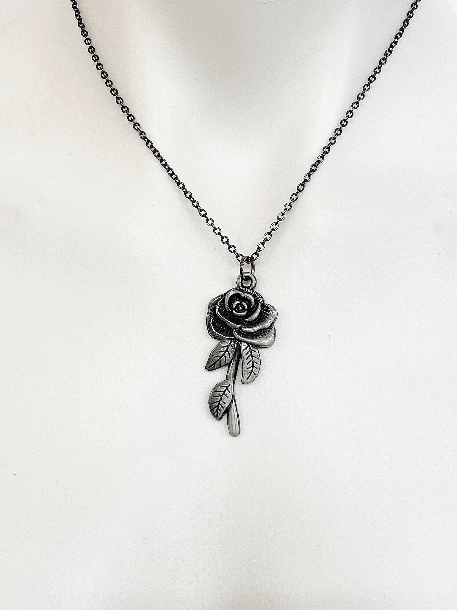 ★ROSEMONT★ Silver Black Onyx Necklace La Vie En Rose RC24B black-onyx-and-sterling-silver