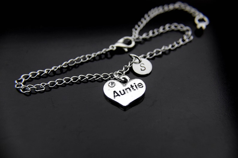 Aunt Gifts Aunt Jewelry Perfect Gift for Aunt Initial Bracelet Auntie Charm Bracelet Personalized Auntie Bracelet Auntie Bracelet