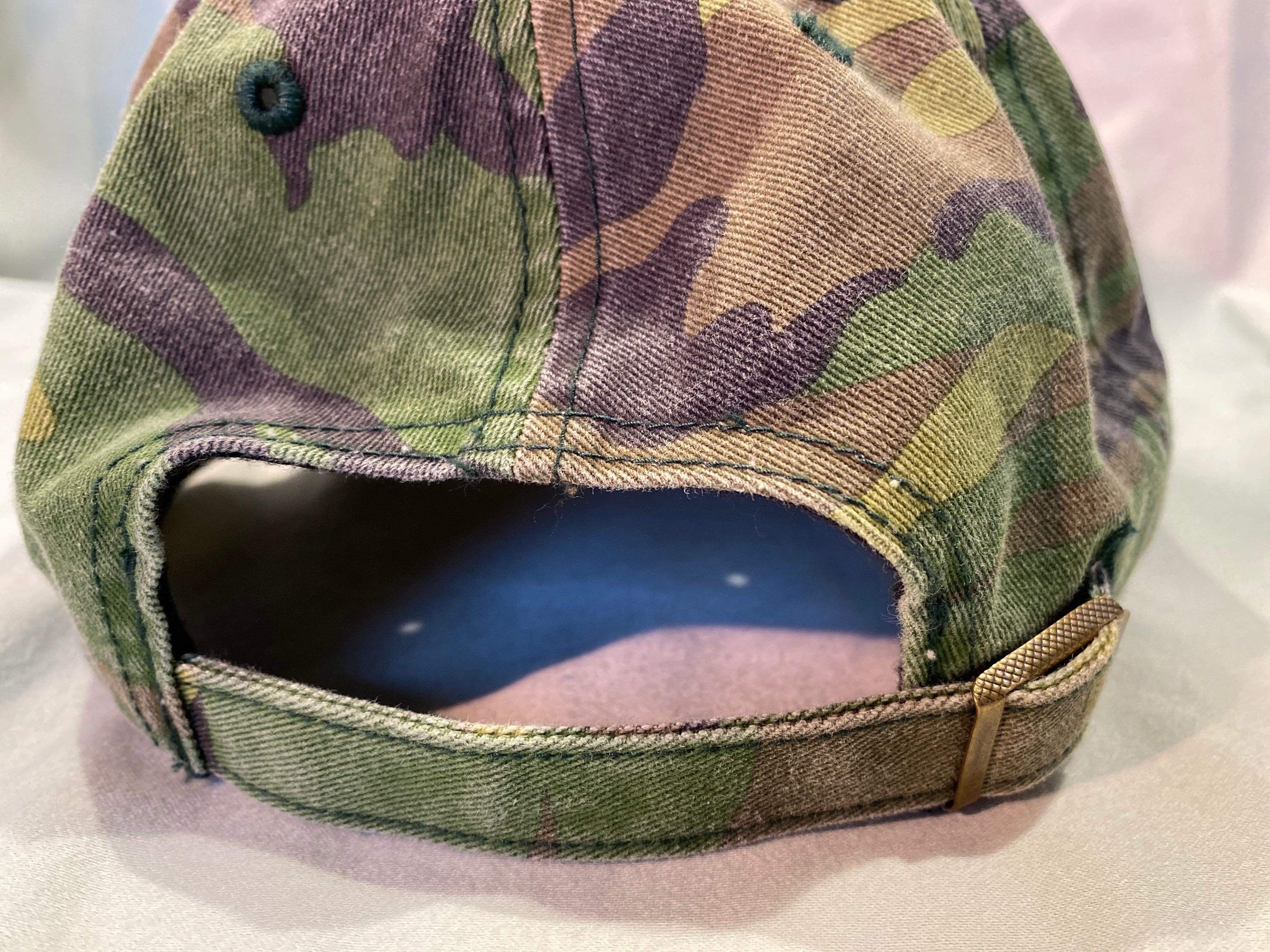Classic Camo STL Blues Bling Baseball Dad Hat Blue Crystals Blinged Navy St Louis Blues Blue Note Ladies Hat, Hand  main image 3