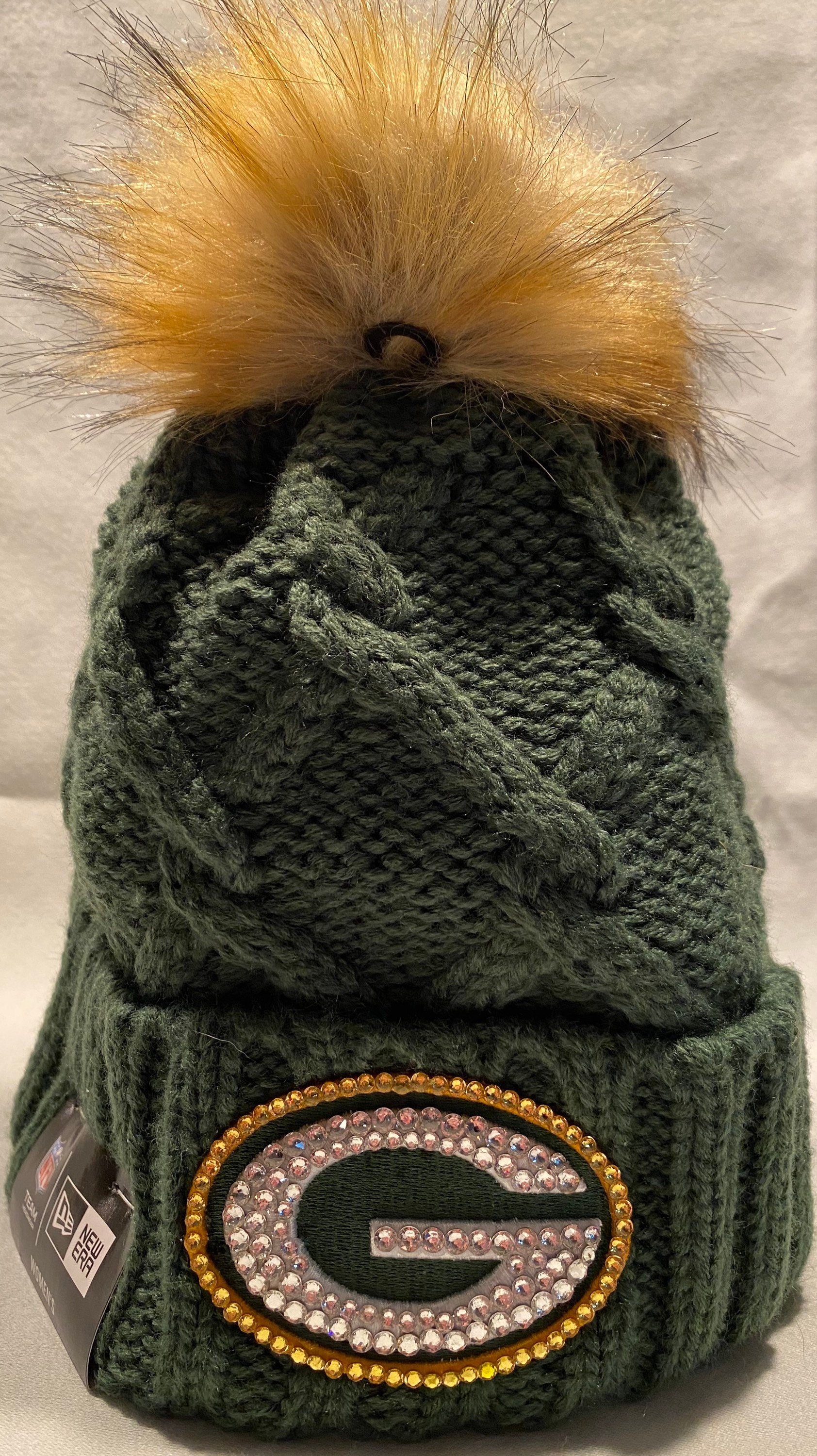 Blinged Green, Outlined Green Bay Packers Ladies Knit Hat  display picture 1