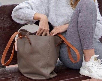 Handmade Leather Bag - Chic and Stylish. Bel