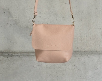 Leather Crossbody Bag | UN Crossbody Bag | Handmade Leather Bag | Made in Spain