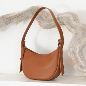 Shoulder Leather bag. MOON image 6