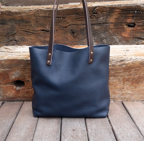 Leather Tote Bag Bel handmade with the highest quality full-grain spanish leather Burgundy bag