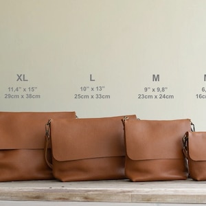 Minimalist Leather Crossbody Bag. Hand made leather bag image 5