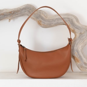 Shoulder Leather bag. MOON image 5