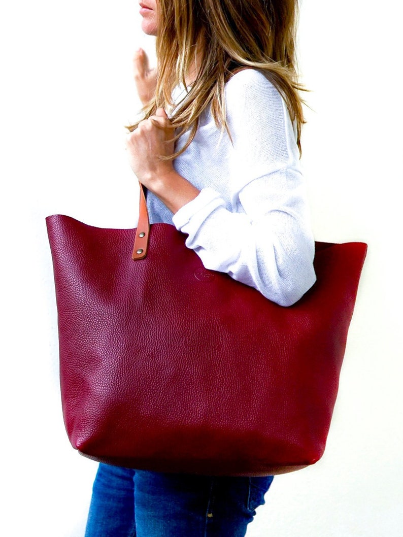 Leather Tote Bag Bel handmade with the highest quality full-grain spanish leather Burgundy bag
