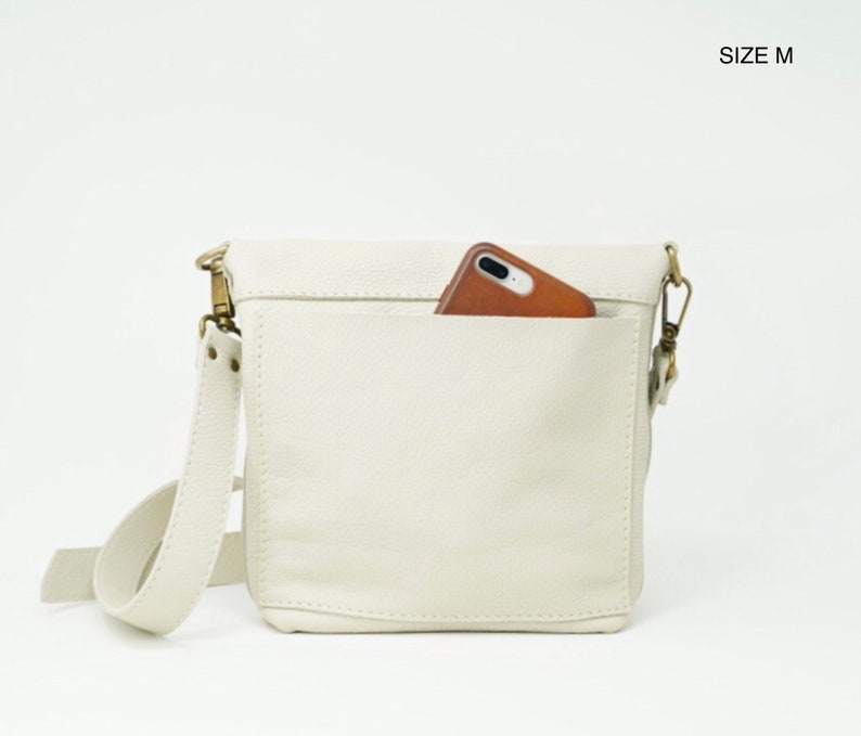 Available in 16 colors Leather Crossbody Bag. Handcrafted. UN zdjęcie 4